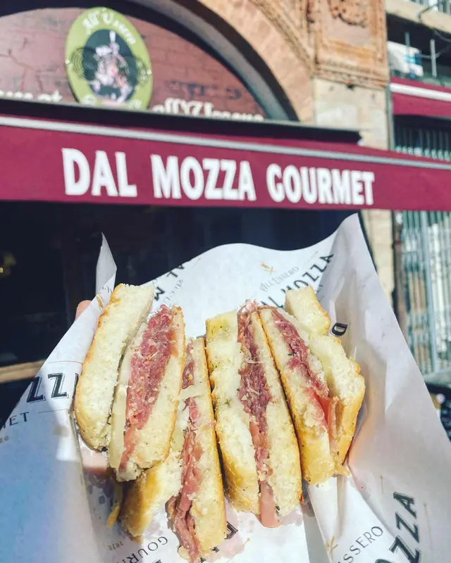 DAL MOZZA GOURMET